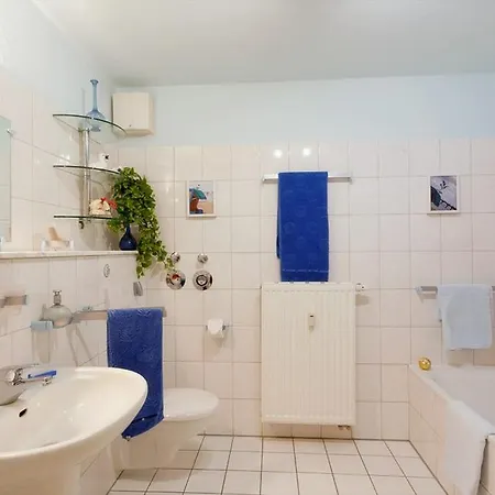 10, Strandstrasse 26 A *